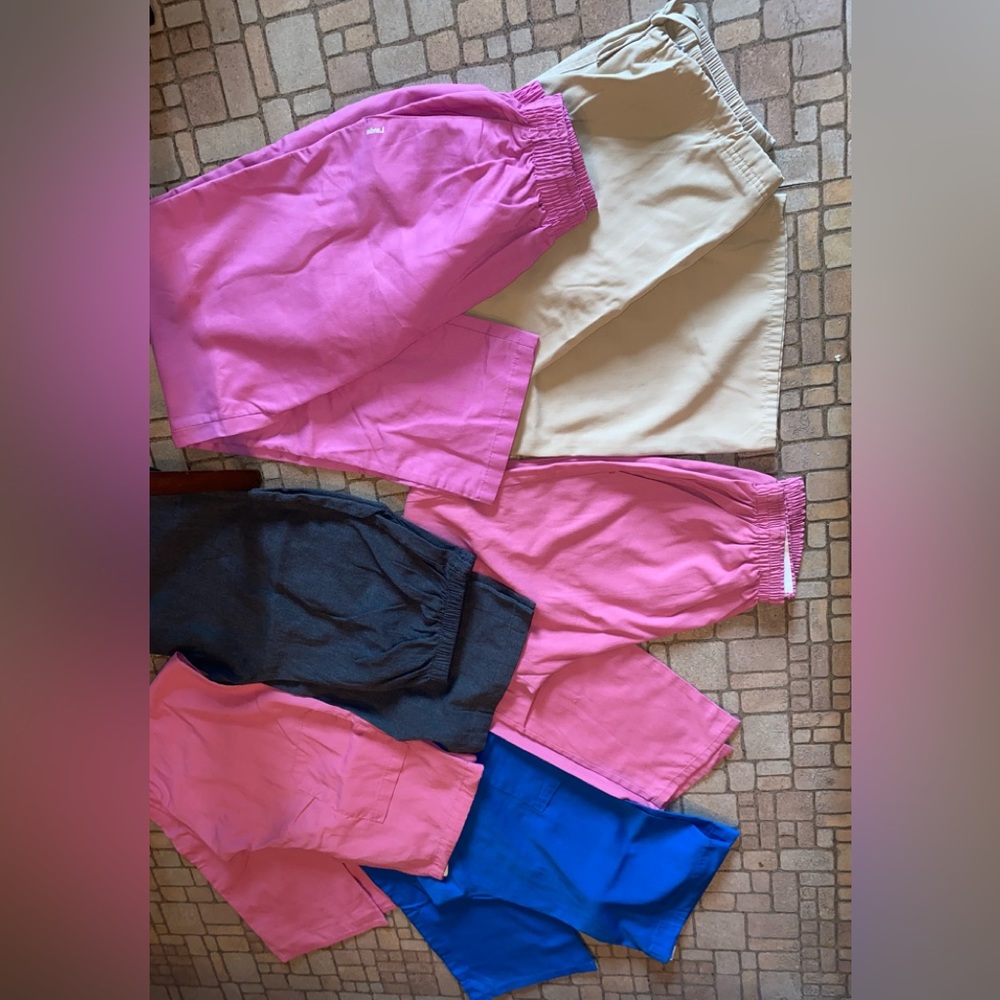 Nursing scrub pants bundle ask 4 more pictures & ?’s or to buy individually ask,